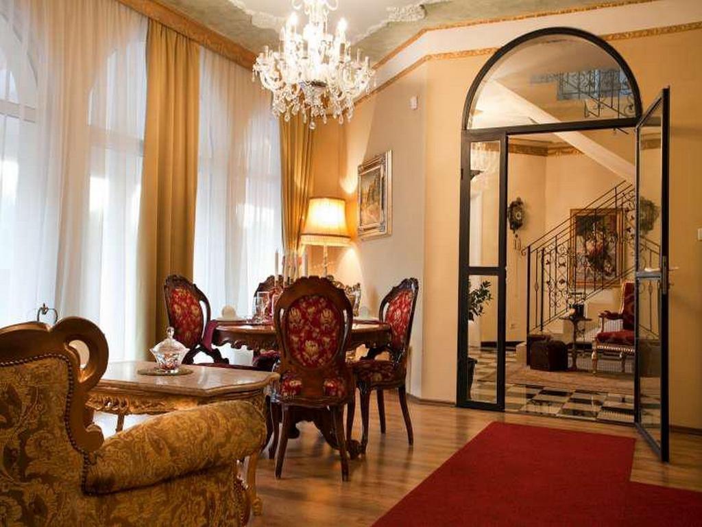 Vila Rococo ベオグラード エクステリア 写真
