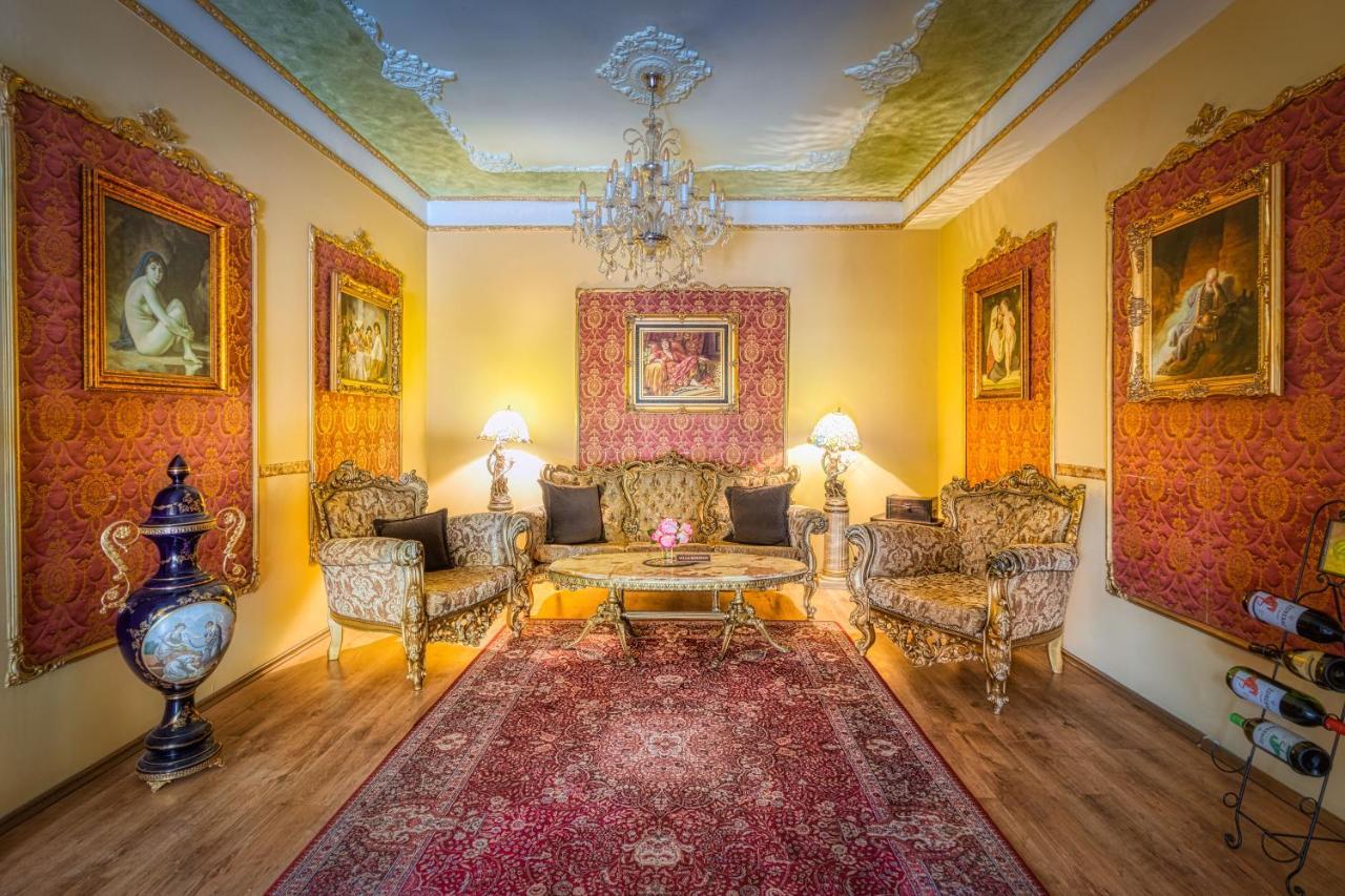 Vila Rococo ベオグラード エクステリア 写真