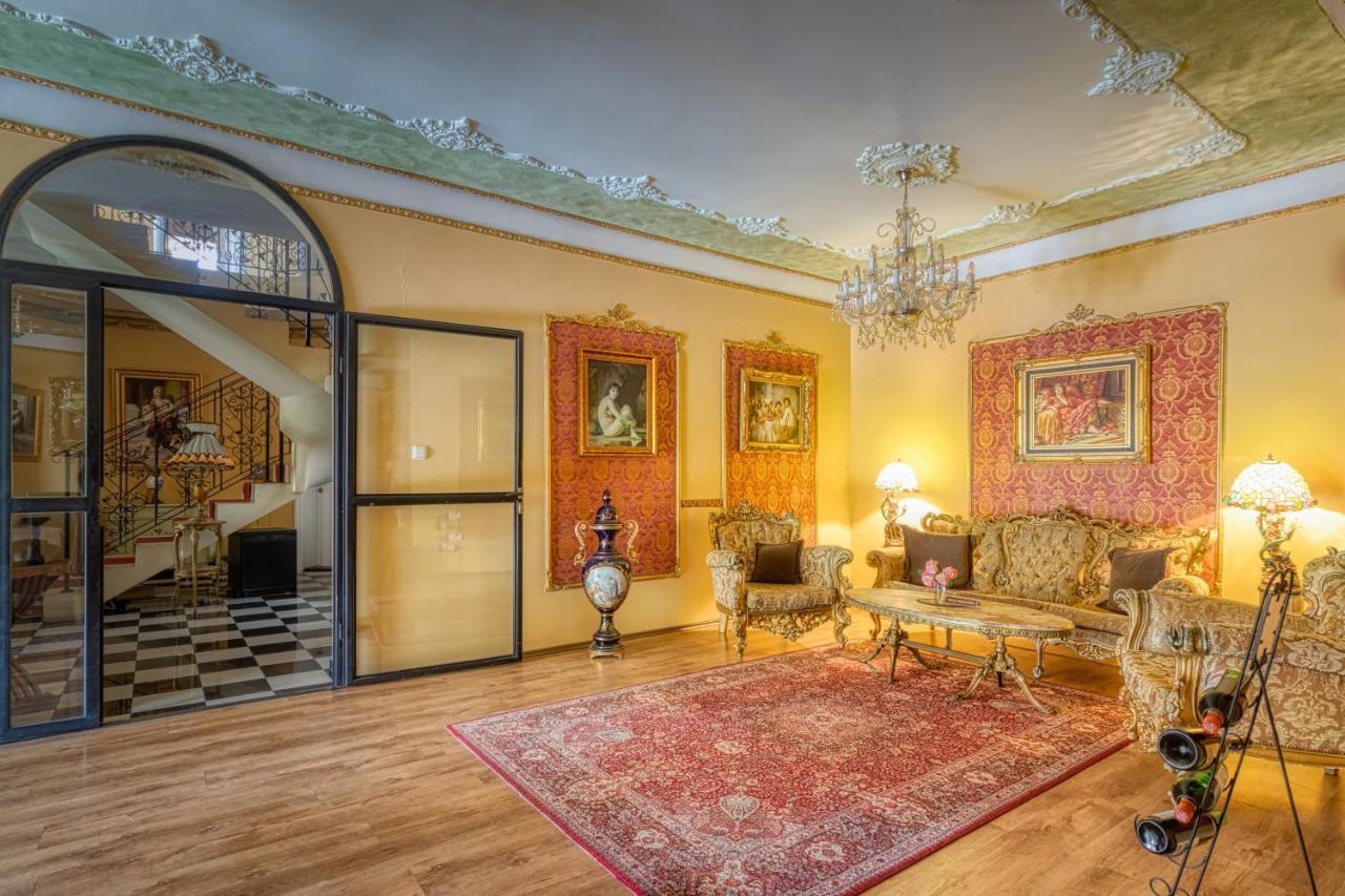 Vila Rococo ベオグラード エクステリア 写真