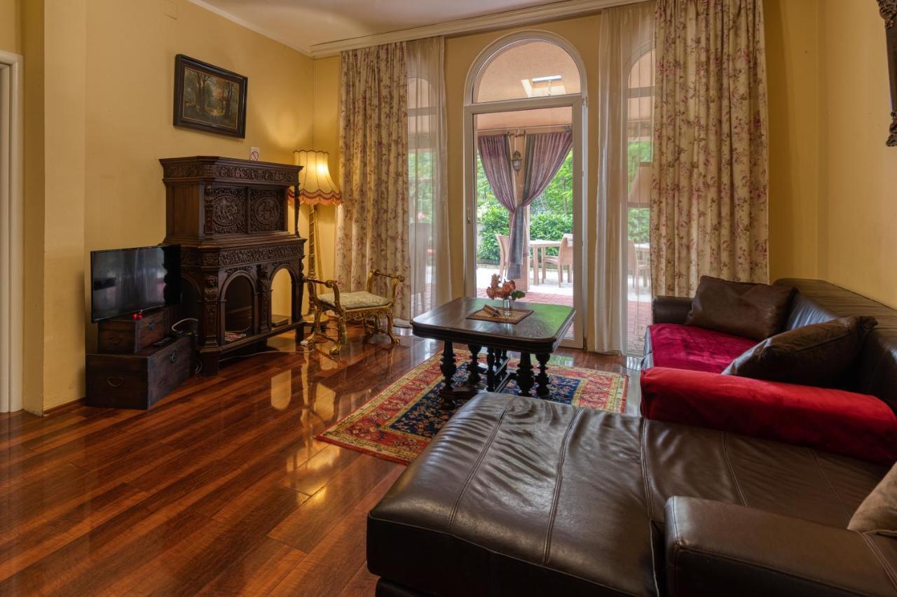 Vila Rococo ベオグラード エクステリア 写真