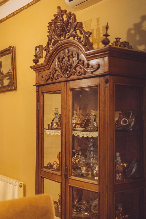 Vila Rococo ベオグラード エクステリア 写真