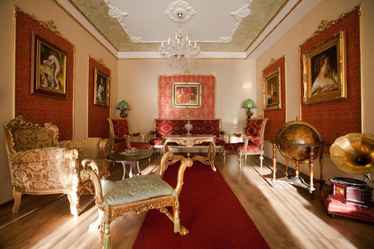 Vila Rococo ベオグラード エクステリア 写真